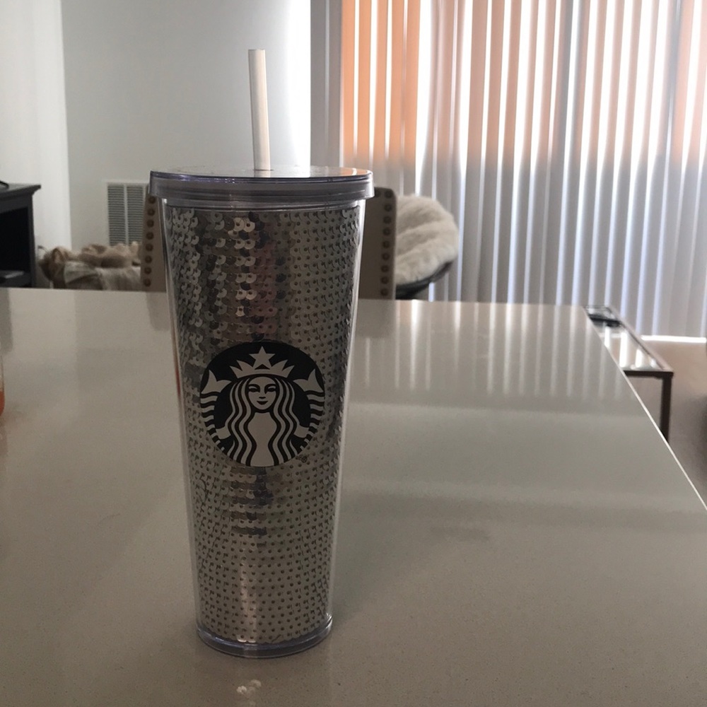 Starbucks cold beverage container - never used!